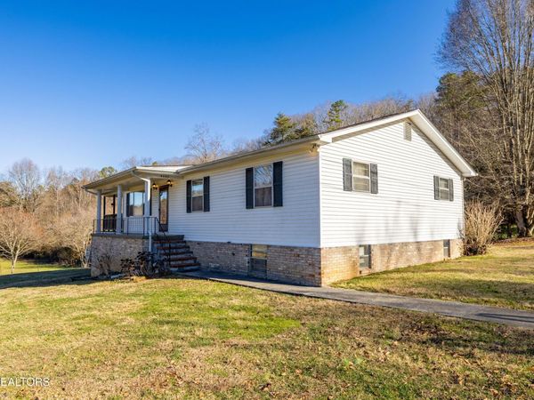 4462 Rocky Branch Rd, Walland, TN 37886