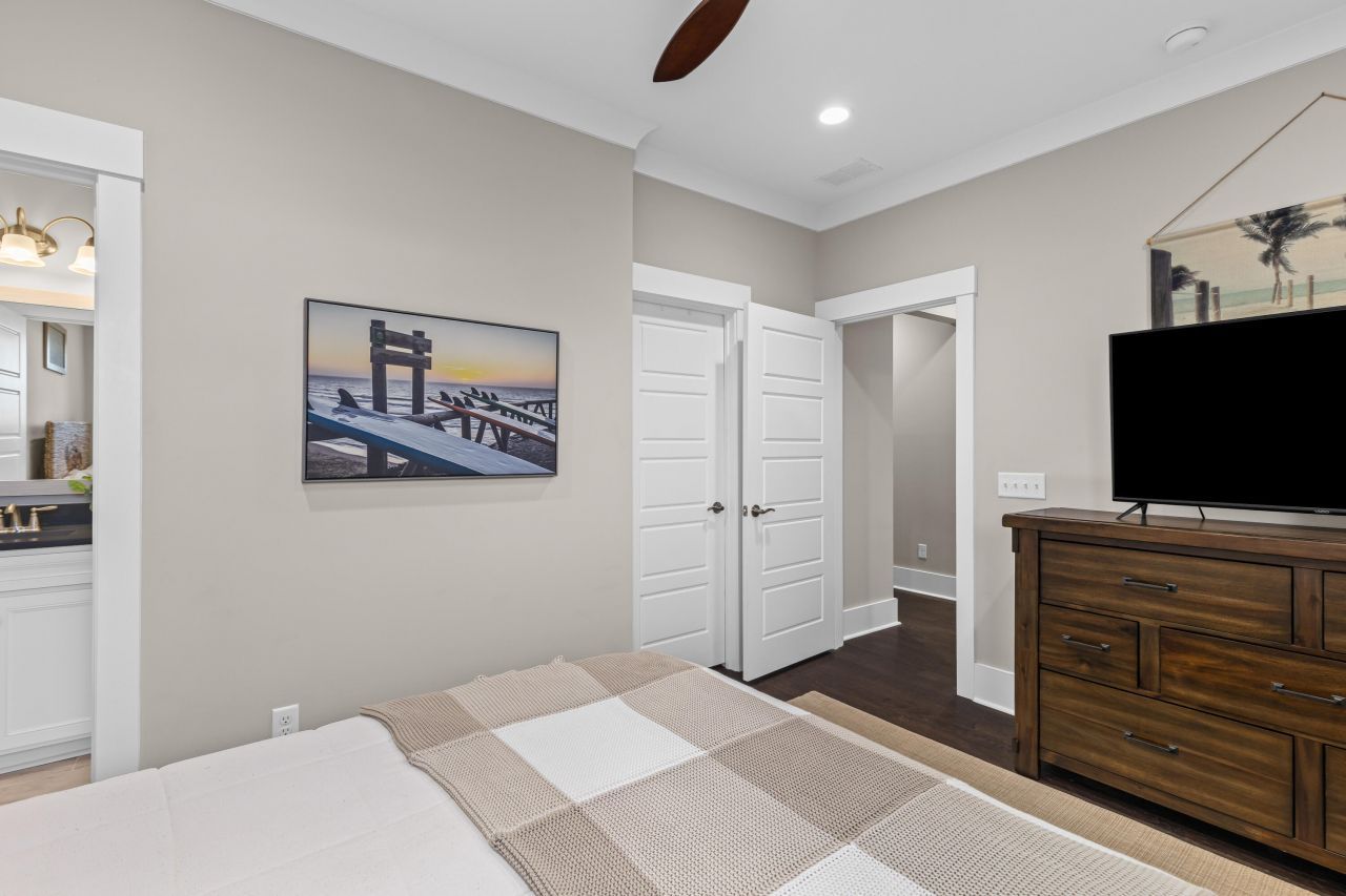 1826 Whisperwood Road Photo 32