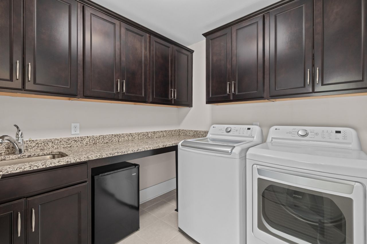 1826 Whisperwood Road Photo 55