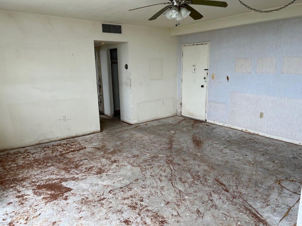 7800 Carlyle Avenue, Unit 5E, Miami Beach, FL 33141 Photo