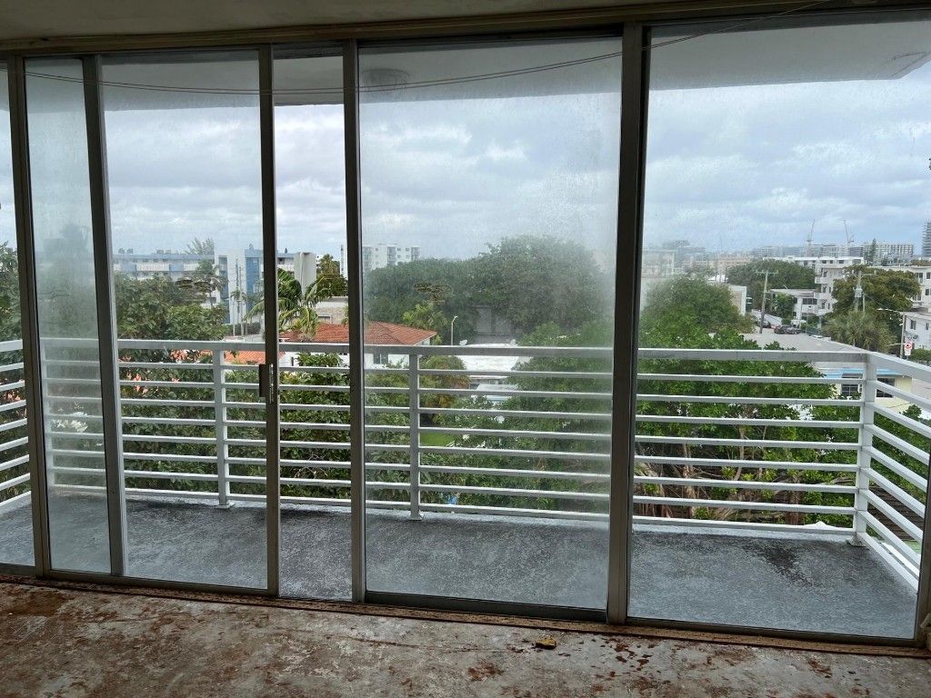 7800 Carlyle Avenue, Unit 5E, Miami Beach, FL 33141 Photo