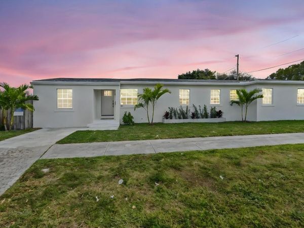 3400 Parker Avenue, West Palm Beach, FL 33405