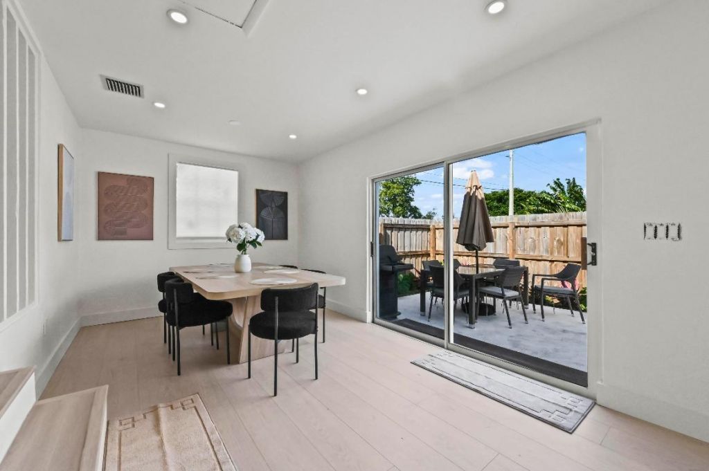 3400 Parker Avenue, West Palm Beach, FL 33405 Photo