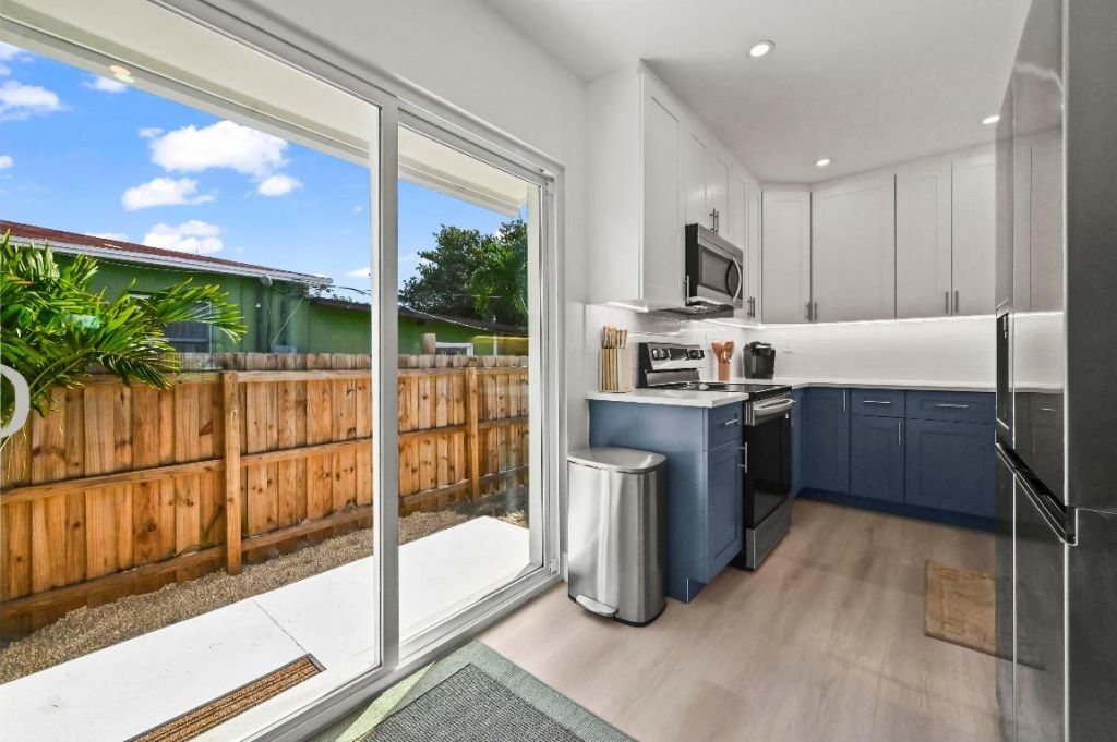 3400 Parker Avenue, West Palm Beach, FL 33405 Photo