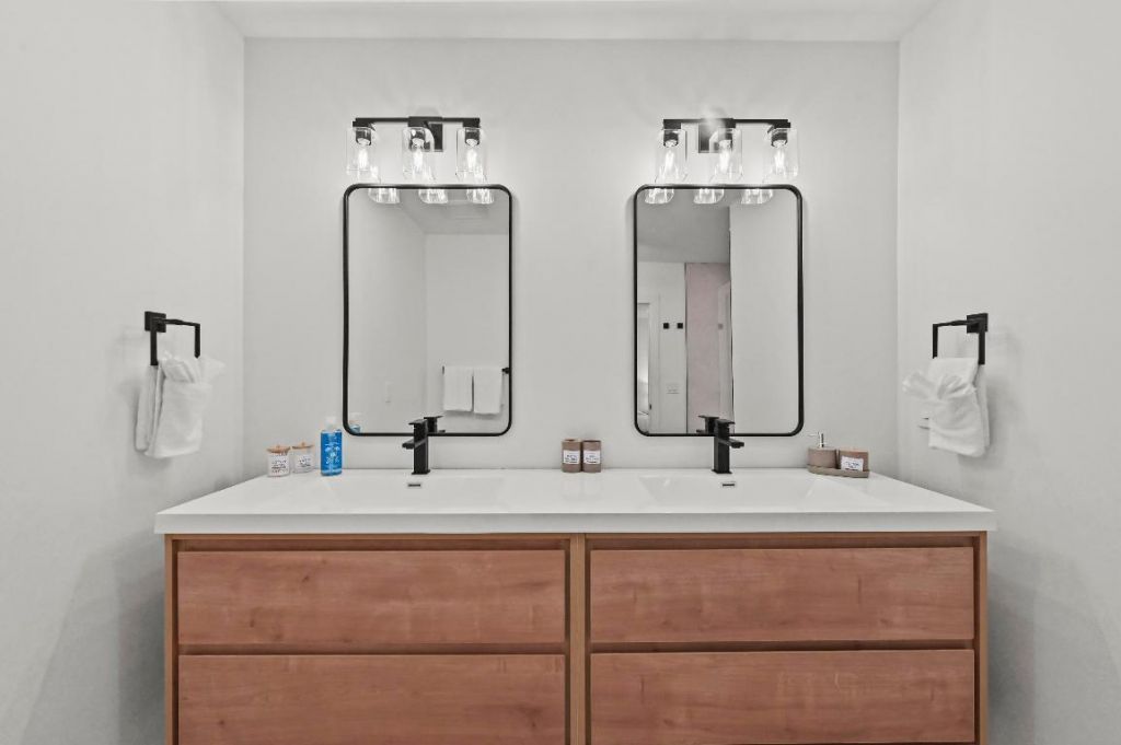 3400 Parker Avenue, West Palm Beach, FL 33405 Photo