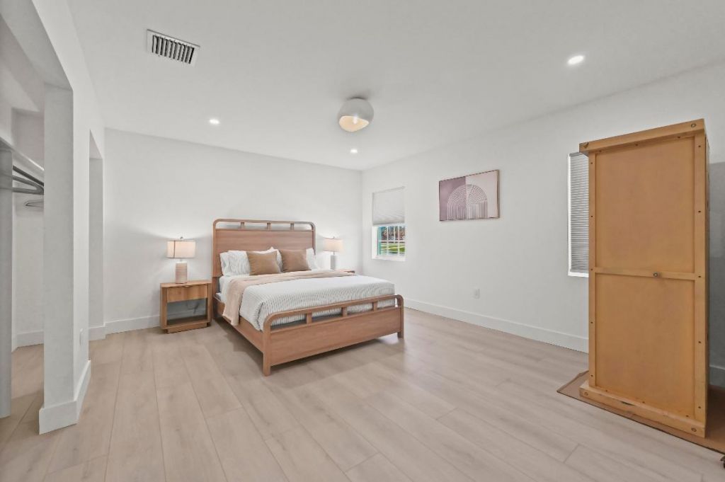 3400 Parker Avenue, West Palm Beach, FL 33405 Photo