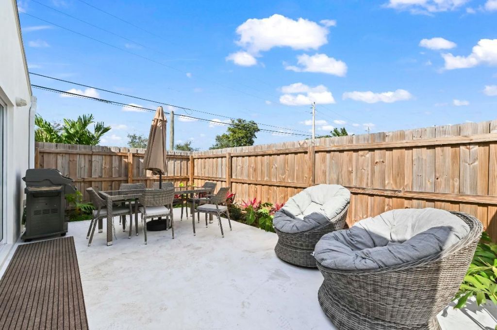 3400 Parker Avenue, West Palm Beach, FL 33405 Photo