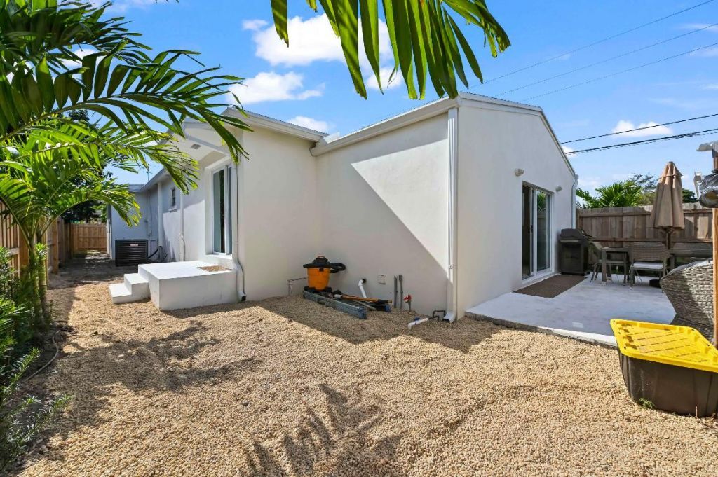 3400 Parker Avenue, West Palm Beach, FL 33405 Photo