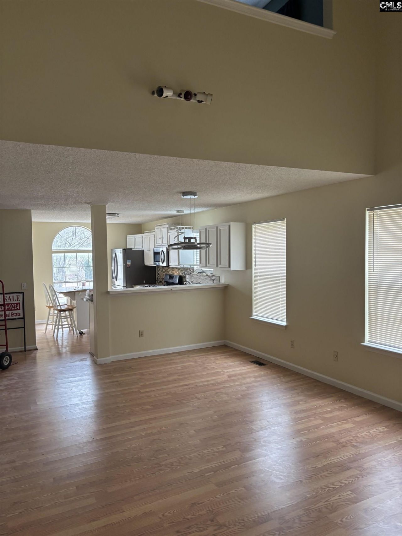 113 Salusbury Lane  Photo 4