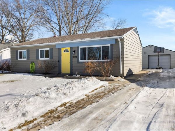 1065 Inland Drive, Vermilion, OH 44089