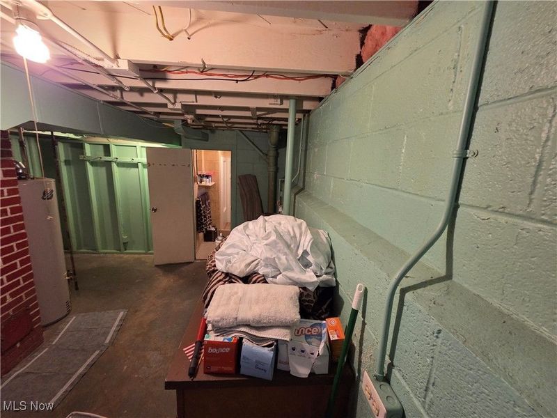 11019 Avon Avenue, Cleveland, OH 44105 Photo 8