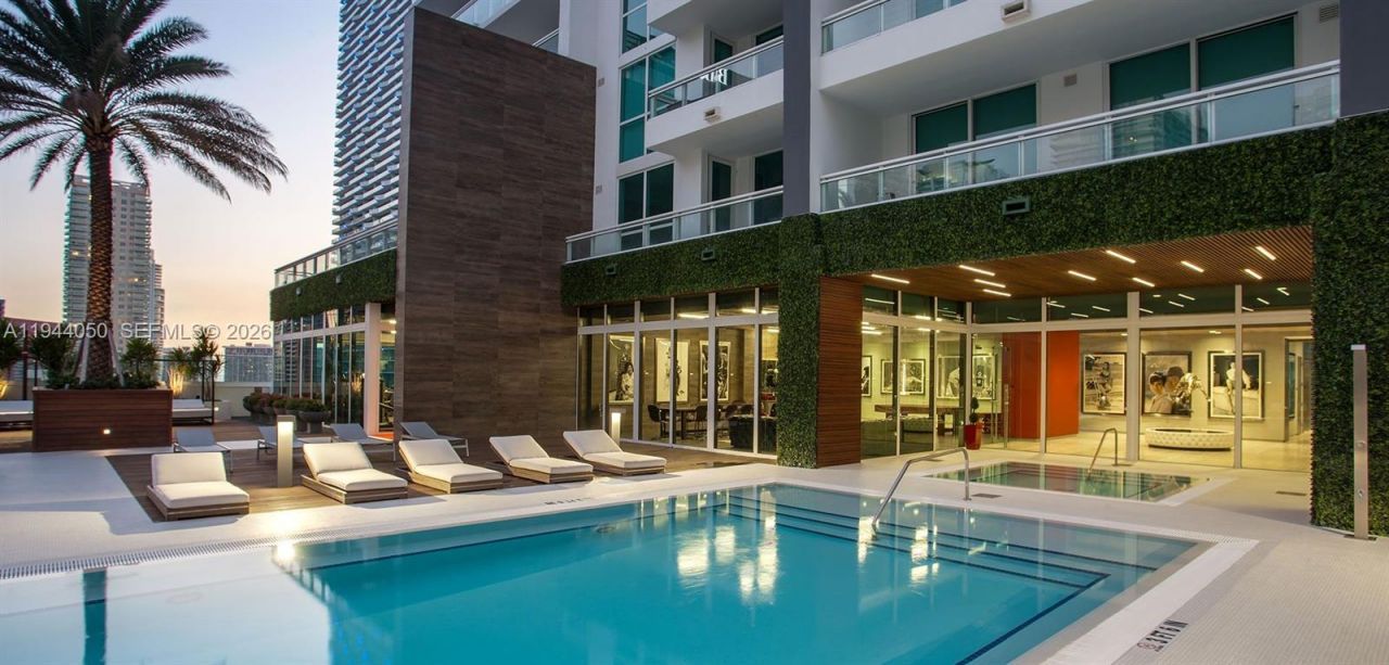 1080 Brickell Ave , Unit 911, Miami, FL 33131 Photo