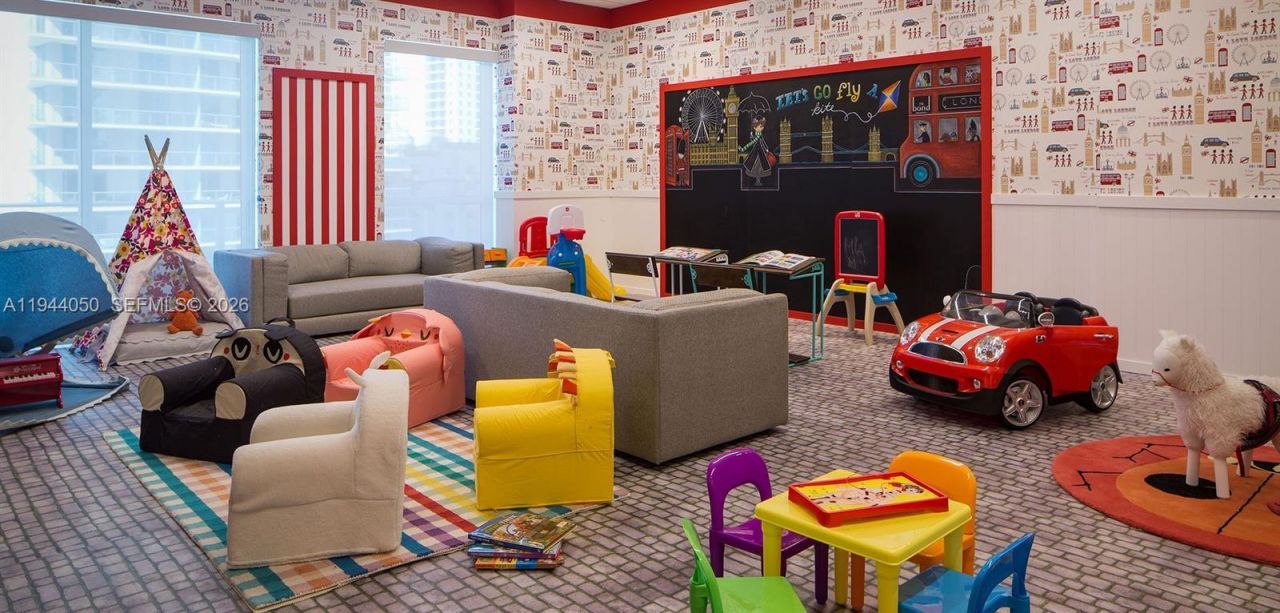 1080 Brickell Ave , Unit 911, Miami, FL 33131 Photo