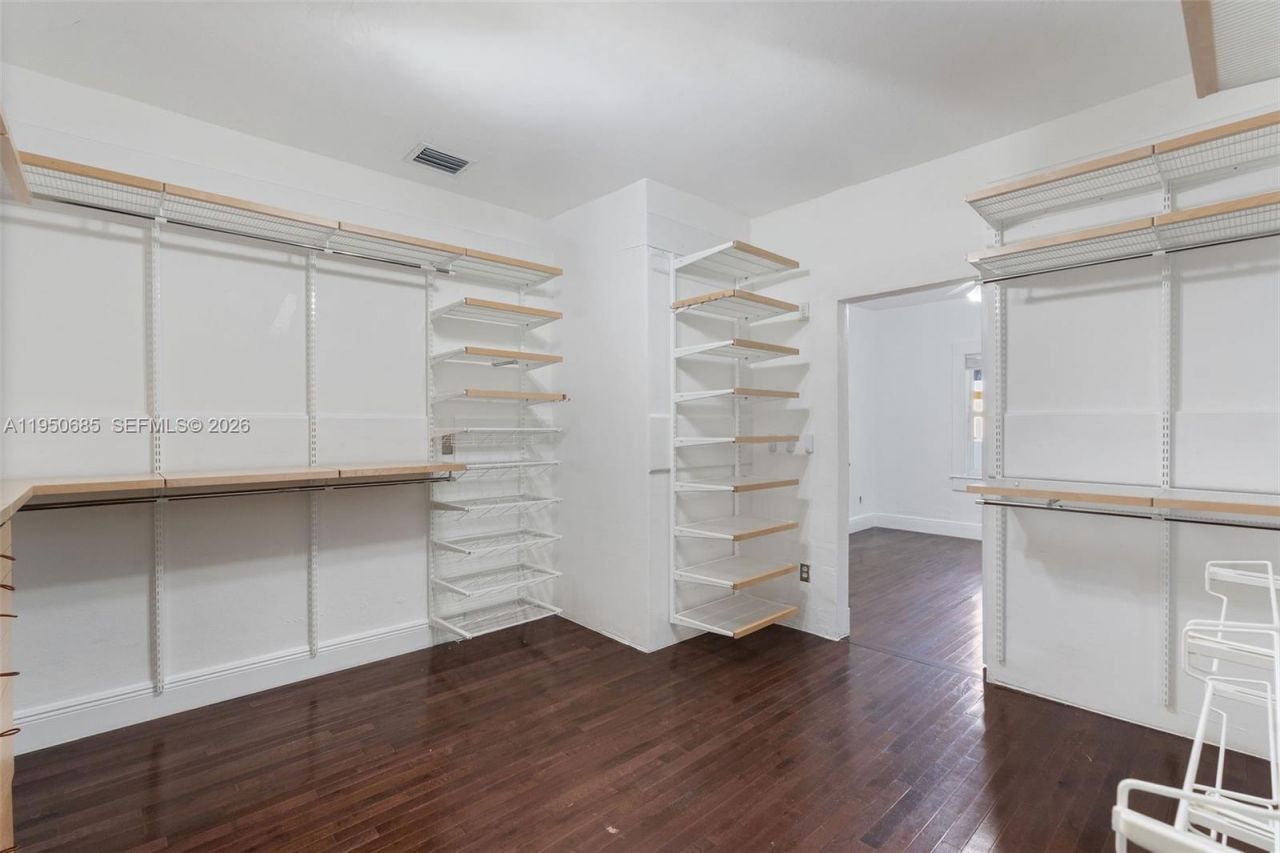 2465 Inagua Ave, Miami, FL 33133 Photo