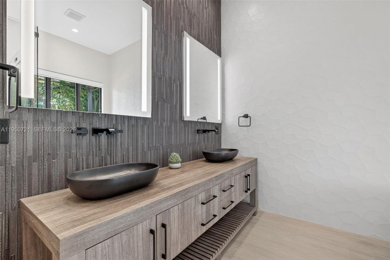 1529 SE 2nd Ct, Fort Lauderdale, FL 33301 Photo