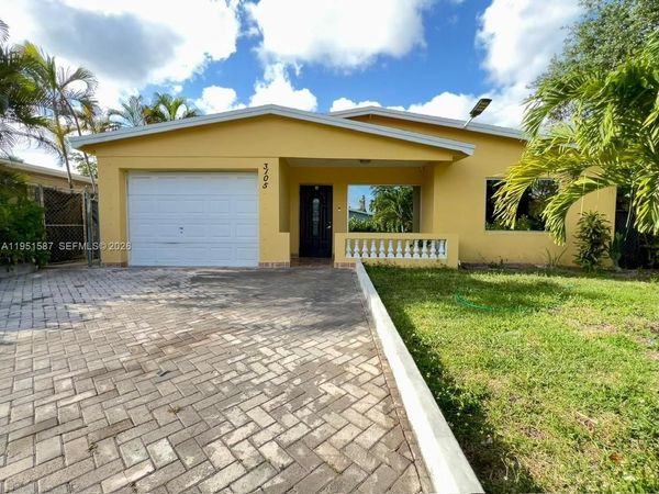 3105 SW 13th St , Fort Lauderdale, FL 33312