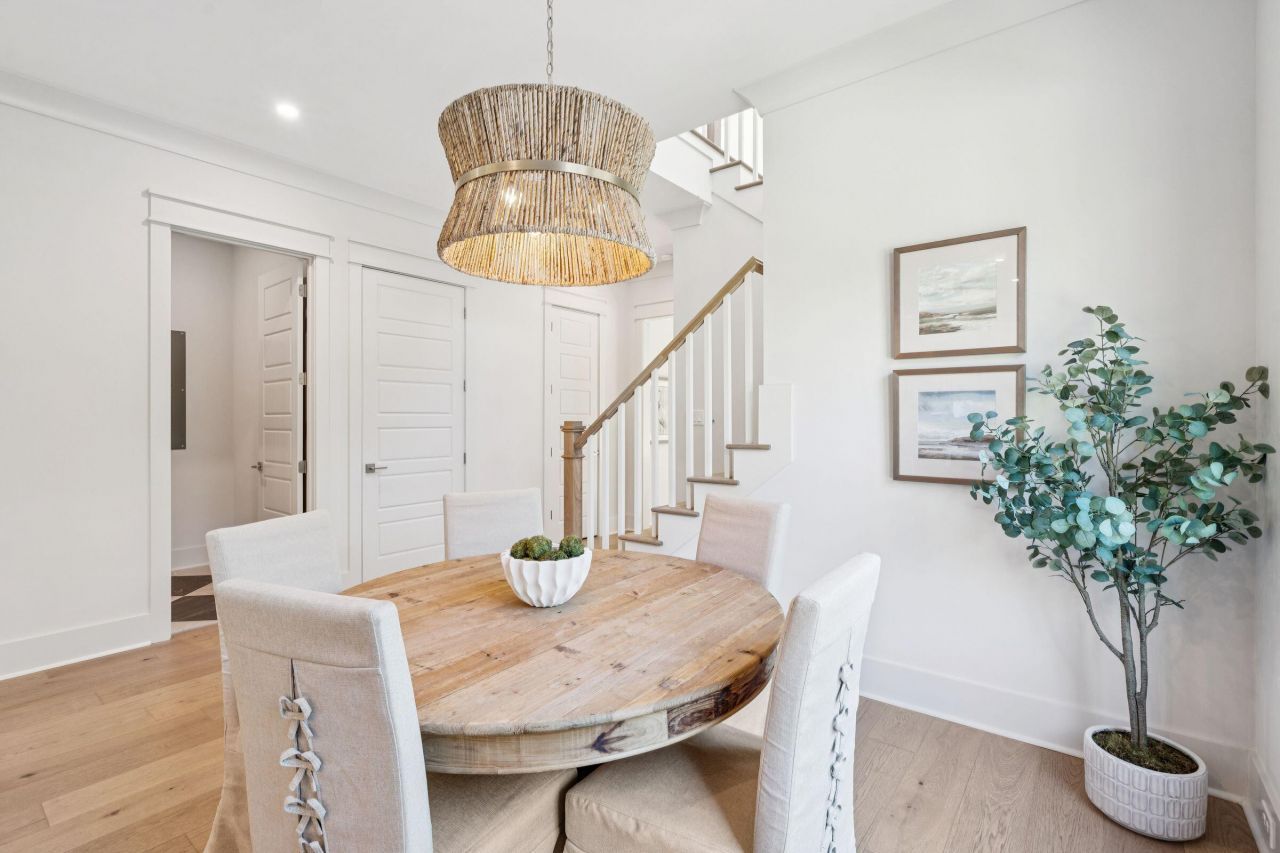 2790 Burden Creek Road Photo 17