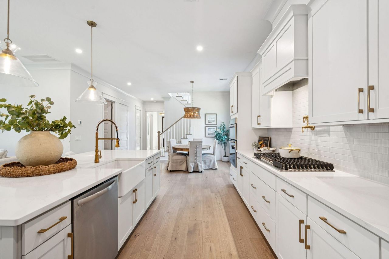 2790 Burden Creek Road Photo 23