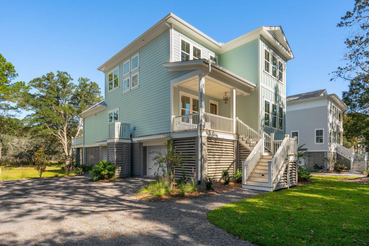 2790 Burden Creek Road Photo 3