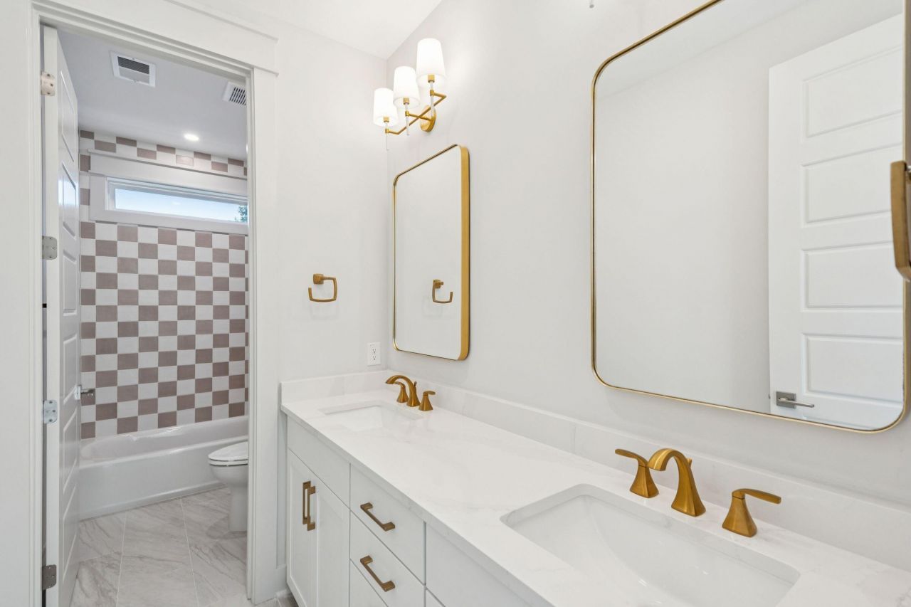 2790 Burden Creek Road Photo 66