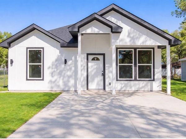 120 Red Bird Lane, Mabank, TX 75156