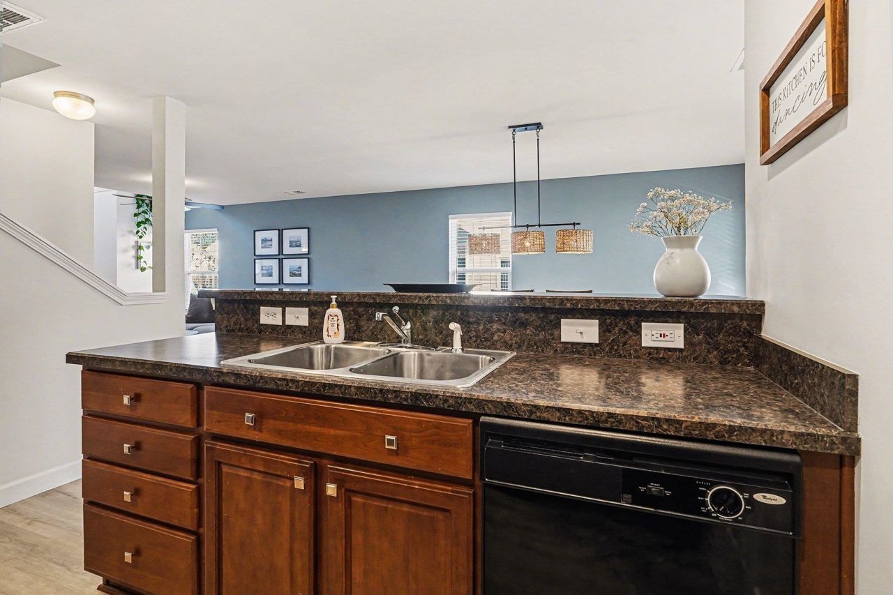 1305 Harvester Circle Photo 11