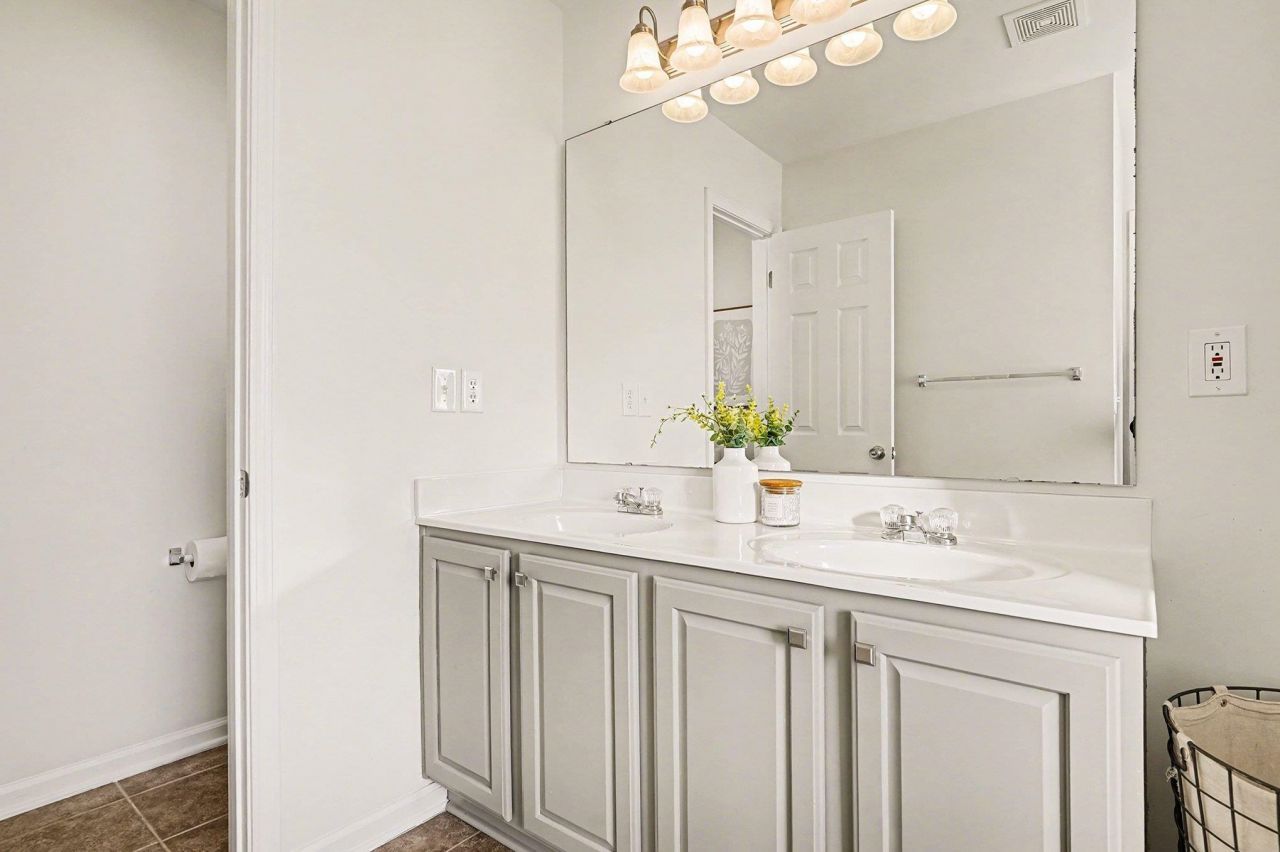 1305 Harvester Circle Photo 17