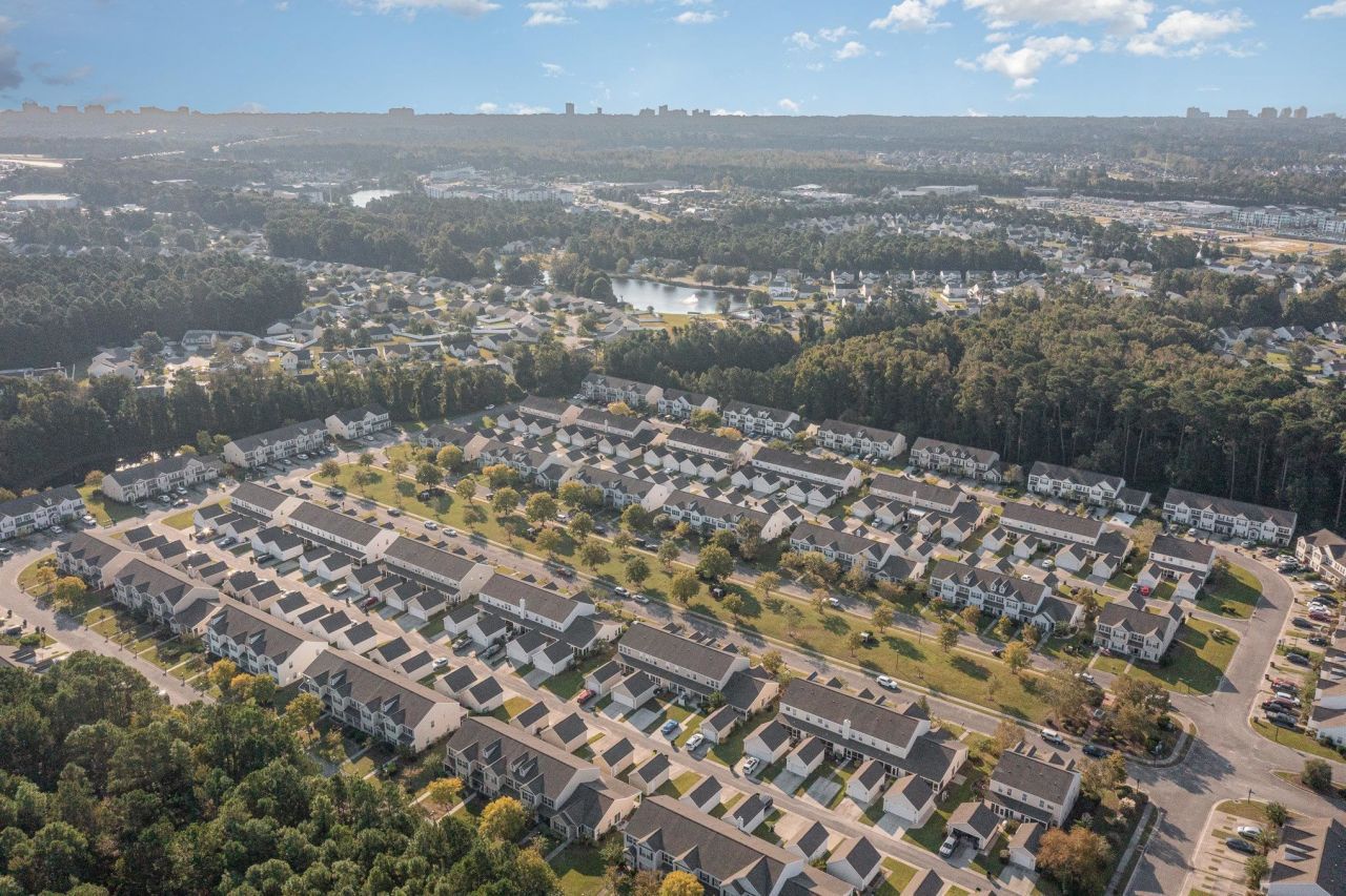 1305 Harvester Circle Photo 40