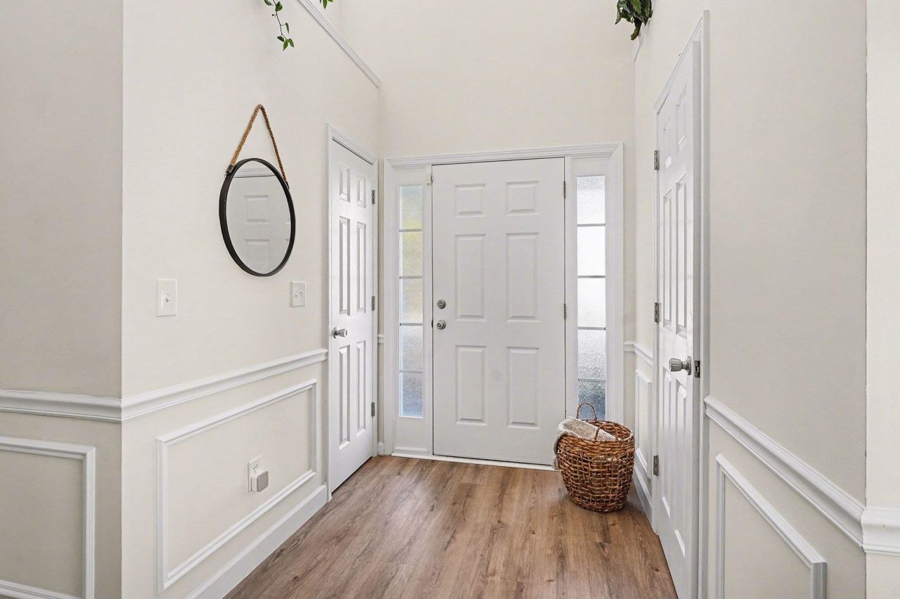 1305 Harvester Circle Photo 5