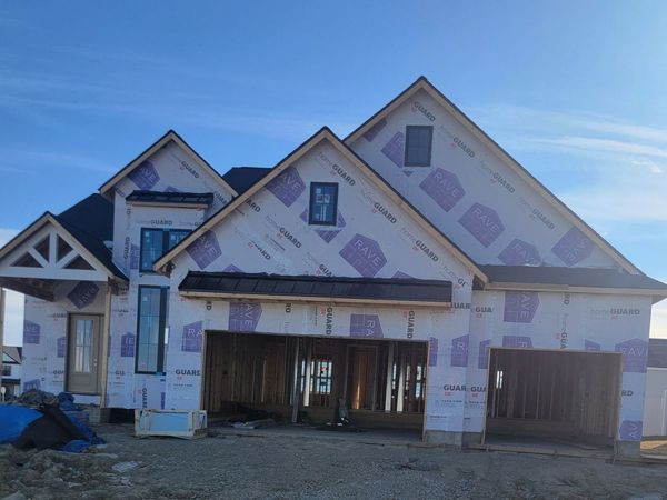 5215 Castlebar Drive, Bloomington, IL 61705