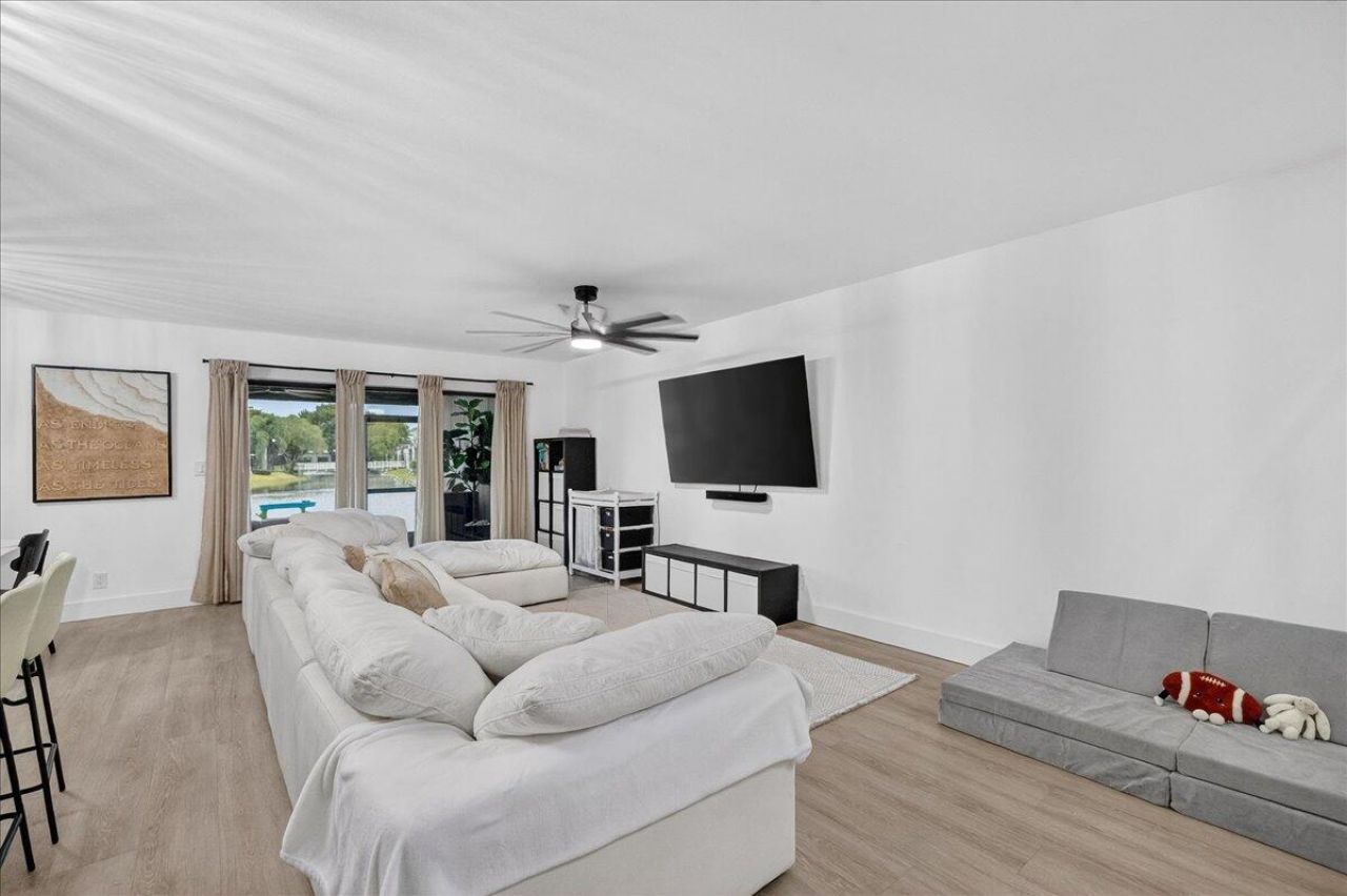 9729 N New River Canal Road, Unit 628, Plantation, FL 33324 Photo