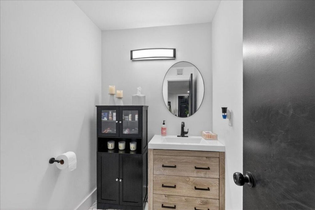 9729 N New River Canal Road, Unit 628, Plantation, FL 33324 Photo