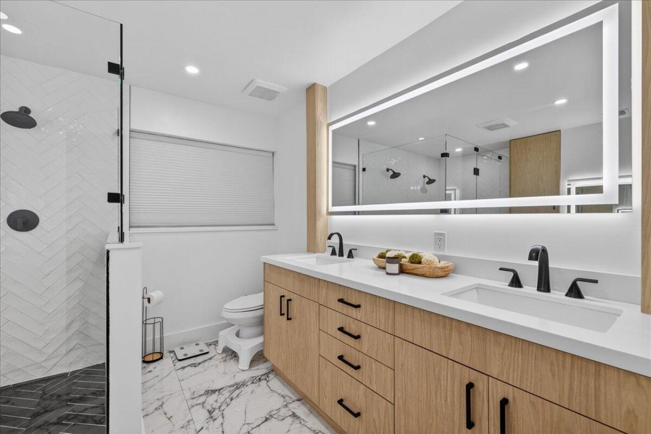 9729 N New River Canal Road, Unit 628, Plantation, FL 33324 Photo