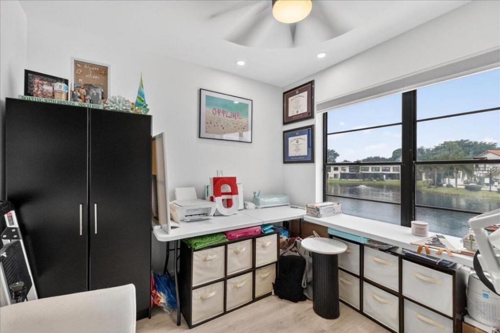 9729 N New River Canal Road, Unit 628, Plantation, FL 33324 Photo