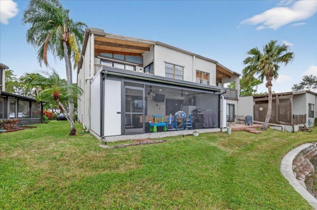 9729 N New River Canal Road, Unit 628, Plantation, FL 33324 Photo