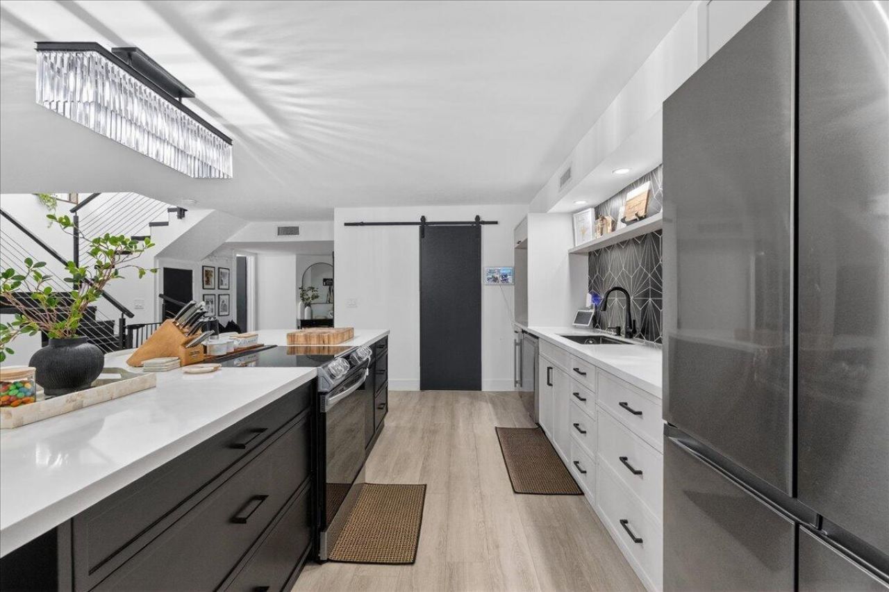 9729 N New River Canal Road, Unit 628, Plantation, FL 33324 Photo