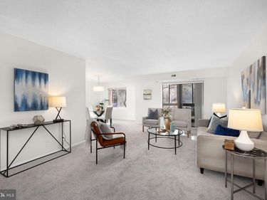 8380 GREENSBORO DRIVE, Unit 221, MCLEAN, VA 22102