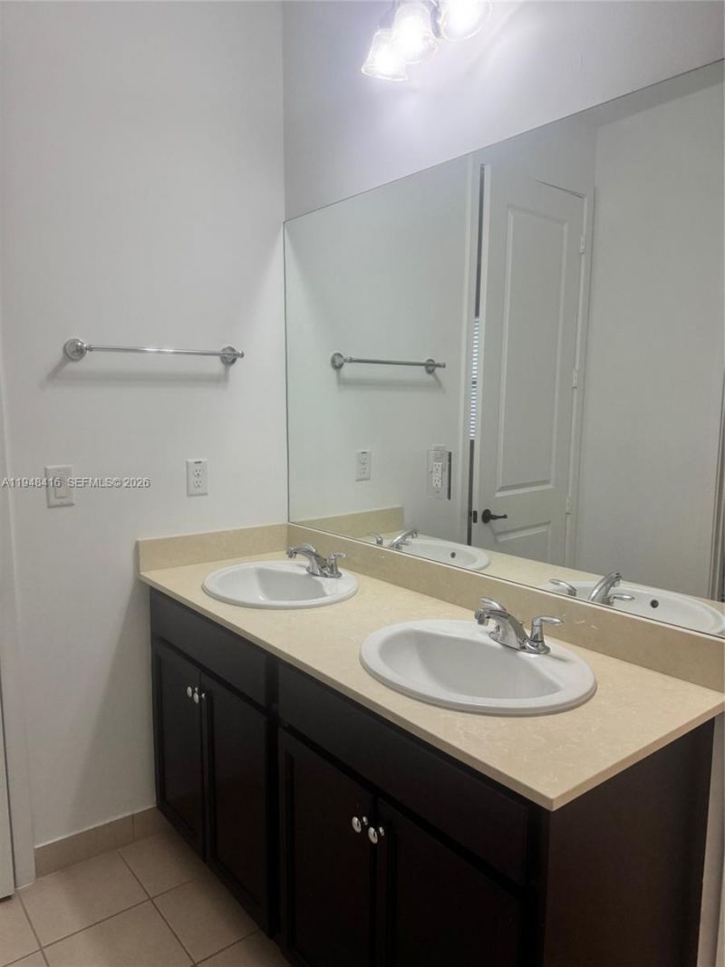 3209 W 98th Pl, Hialeah, FL 33018 Photo