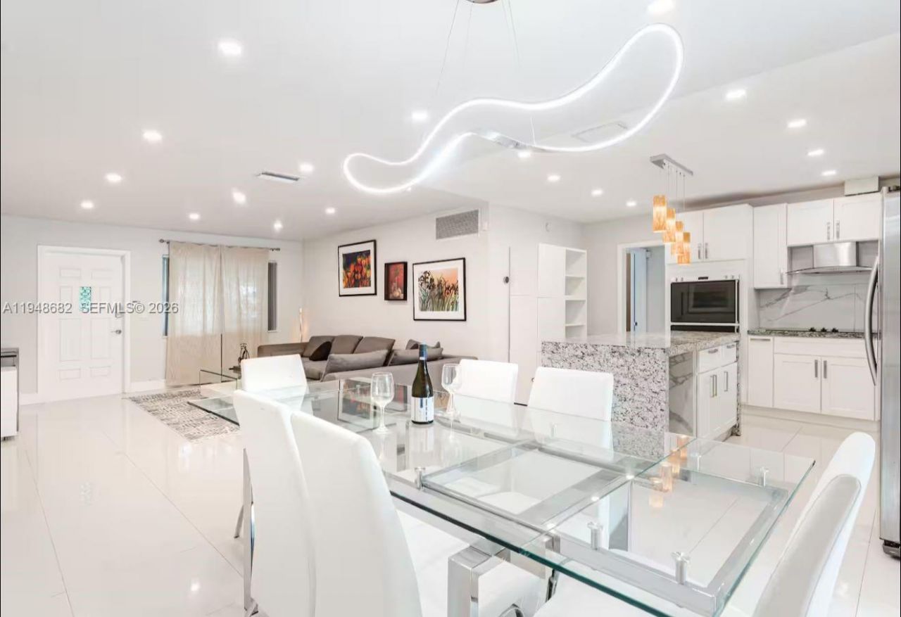 4017 Monroe St , Hollywood, FL 33021 Photo