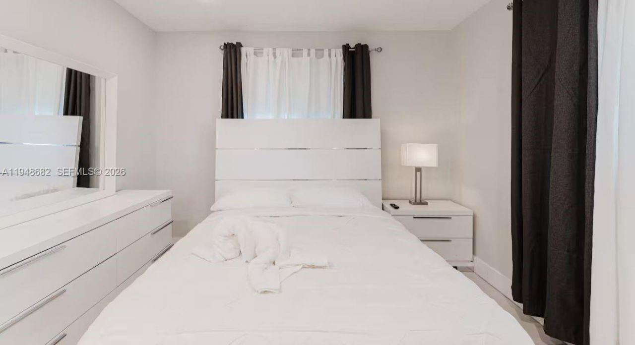 4017 Monroe St , Hollywood, FL 33021 Photo