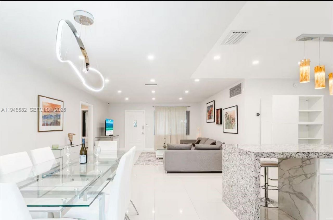 4017 Monroe St , Hollywood, FL 33021 Photo