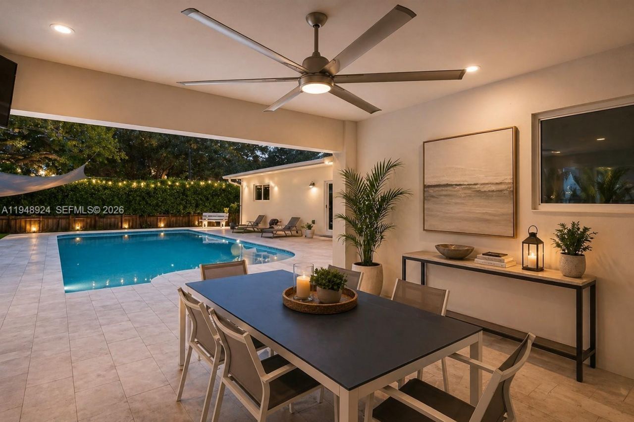 831 NE 109th St, Biscayne Park, FL 33161 Photo