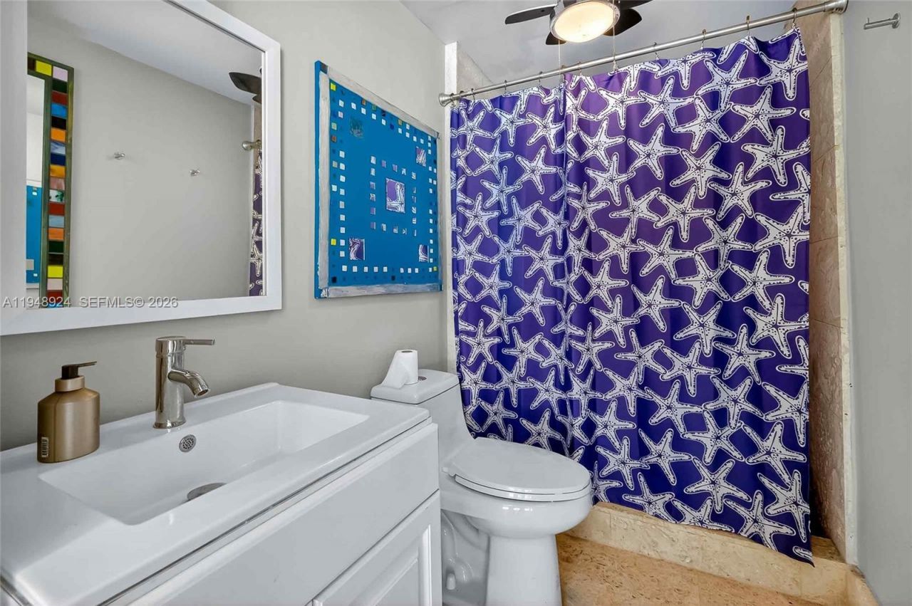 831 NE 109th St, Biscayne Park, FL 33161 Photo