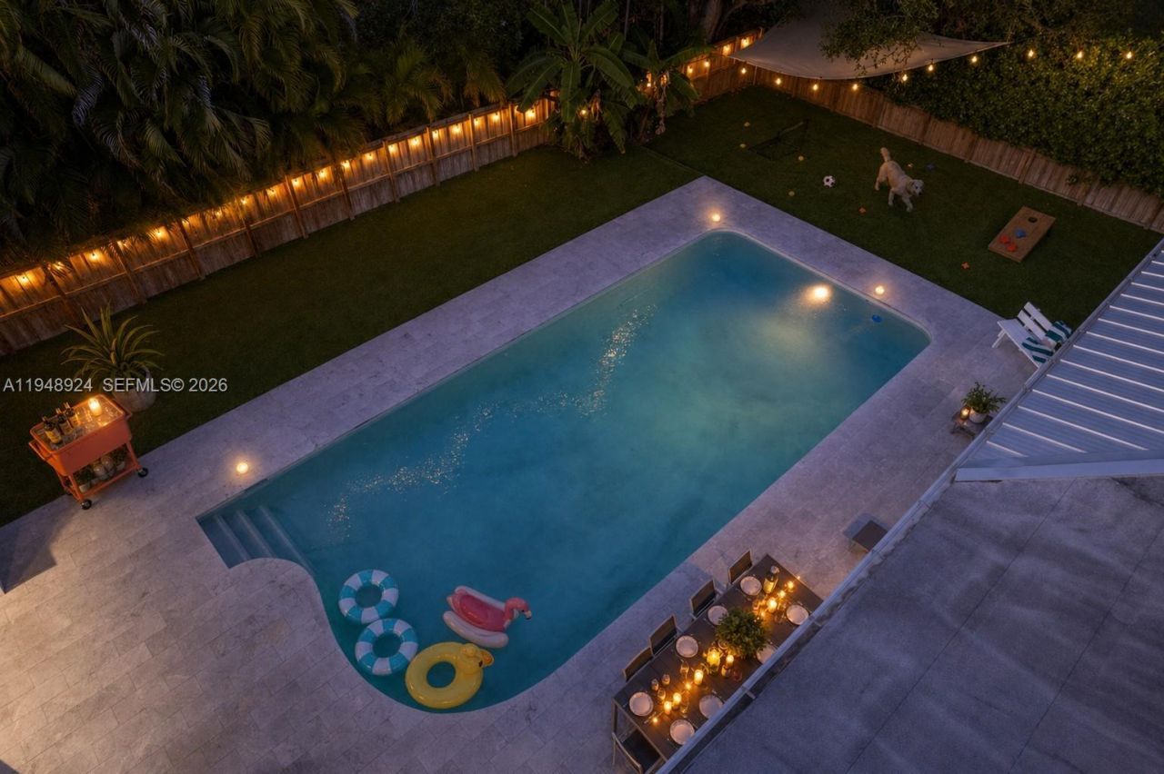 831 NE 109th St, Biscayne Park, FL 33161 Photo