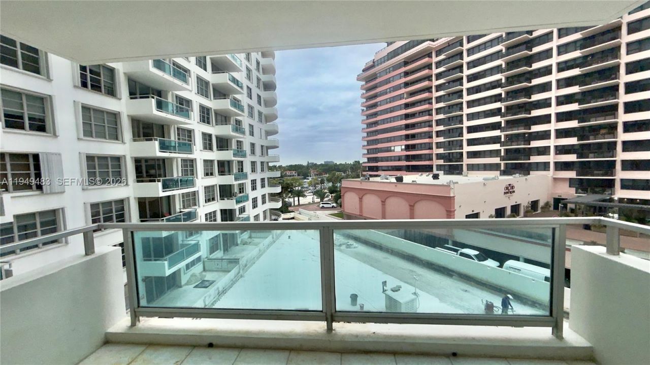 5161 Collins Ave, Unit 511, Miami Beach, FL 33140 Photo