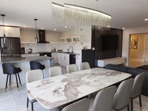 1075 92nd St, Unit 405, Bay Harbor Islands, FL 33154