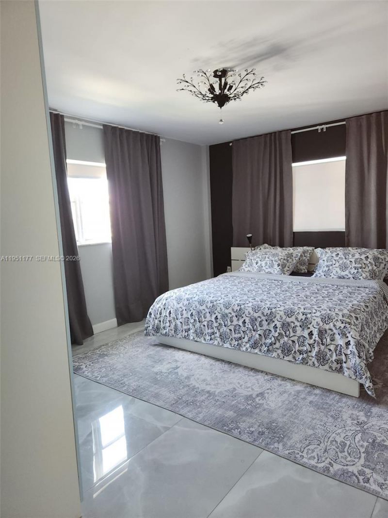 1075 92nd St, Unit 405, Bay Harbor Islands, FL 33154 Photo