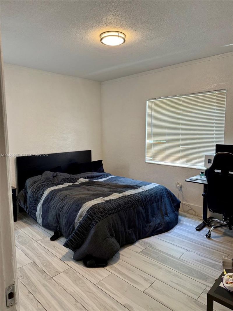 1085 NW 48th St , Miami, FL 33127 Photo