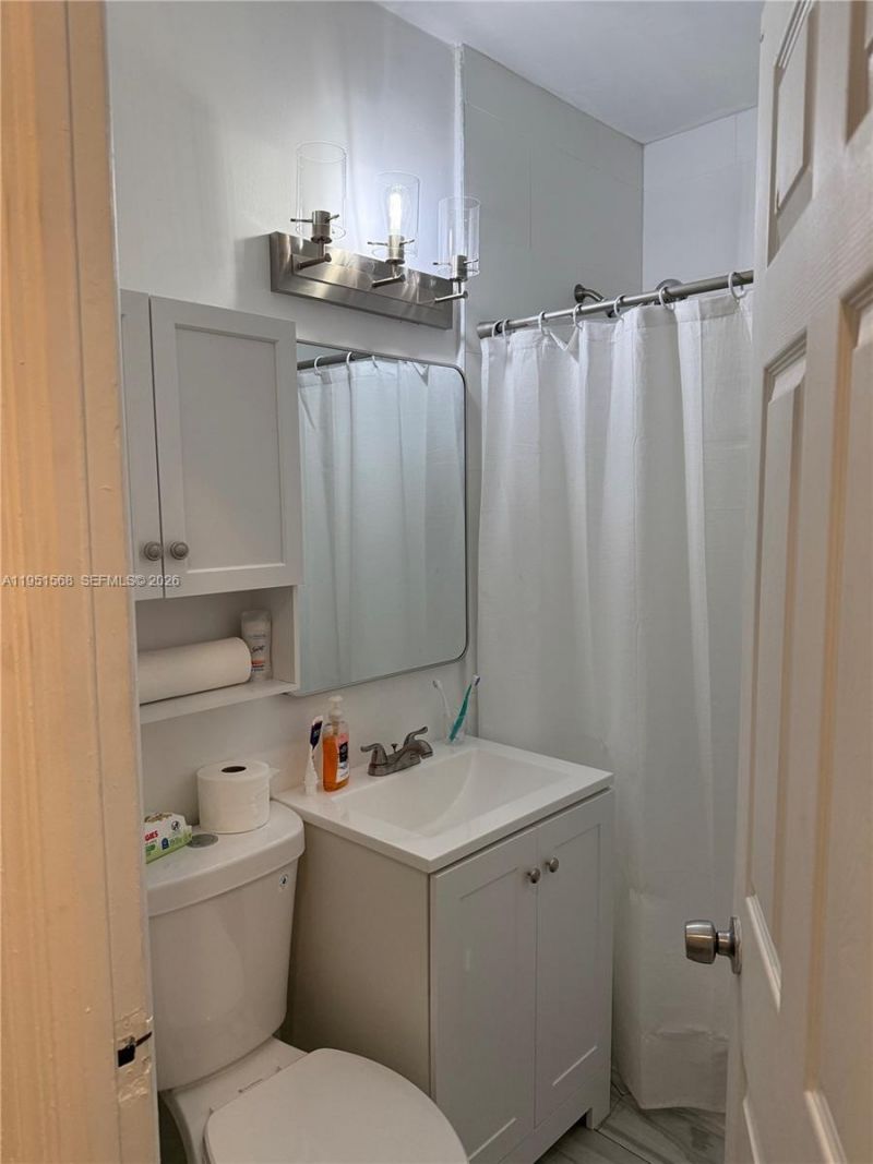 1085 NW 48th St , Miami, FL 33127 Photo