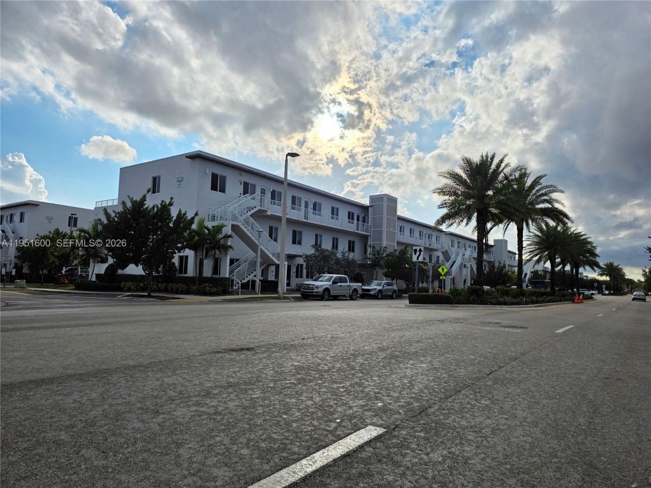 10270 NW 66th St, Unit 303, Doral, FL 33178 Photo